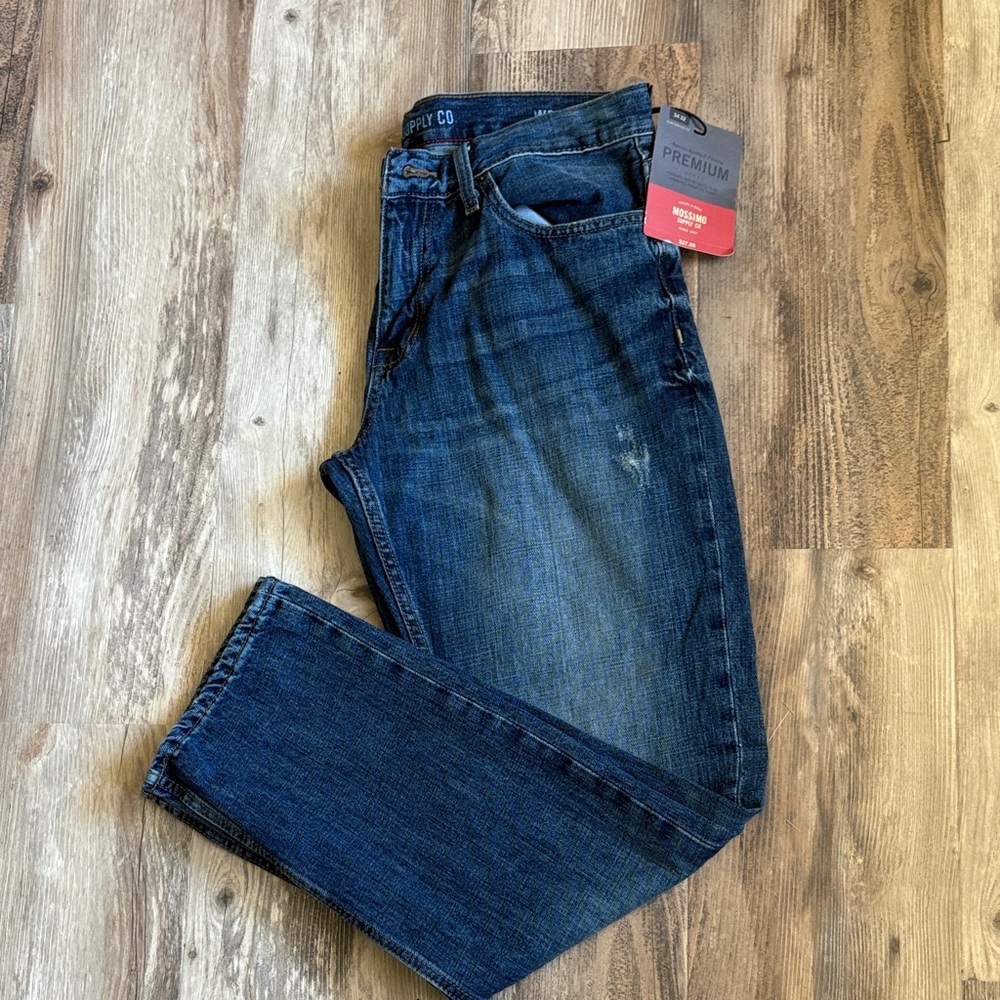Mossimo Supply Co. Men's Blue Slim Straight Jeans
New with tags